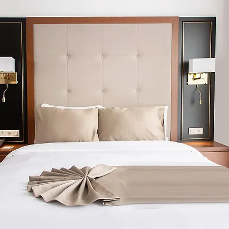 Shelter Hotel&spa Hotel