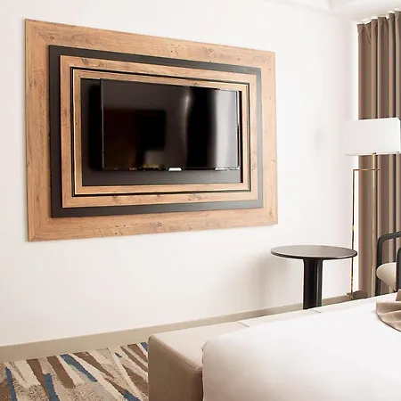 Hotel Shelter Hotel&spa 4*