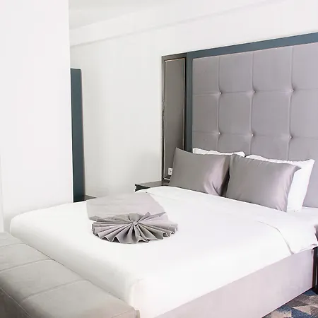 Hotel Shelter Hotel&spa 4*