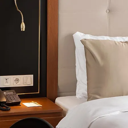 Shelter & Otel Ankara